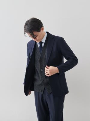 モデル 181cm 71kg サイズ L