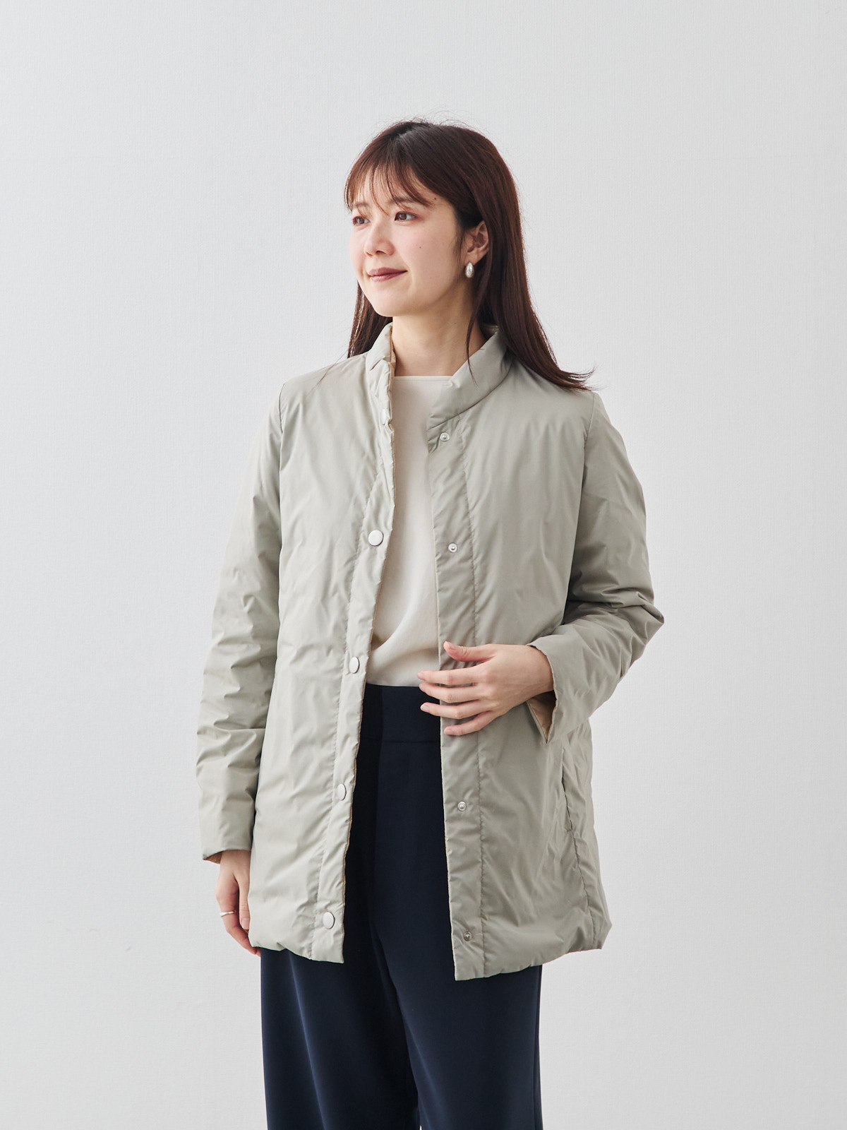 リバーシブル・超軽量エアーダウン/ベージュ