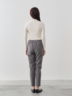 モデル 171cm サイズ 38