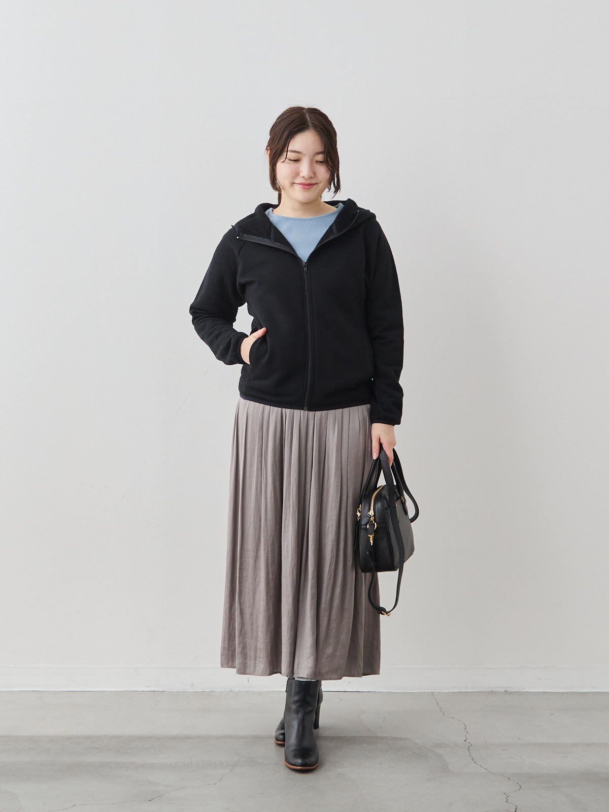 モデル 164cm サイズ L