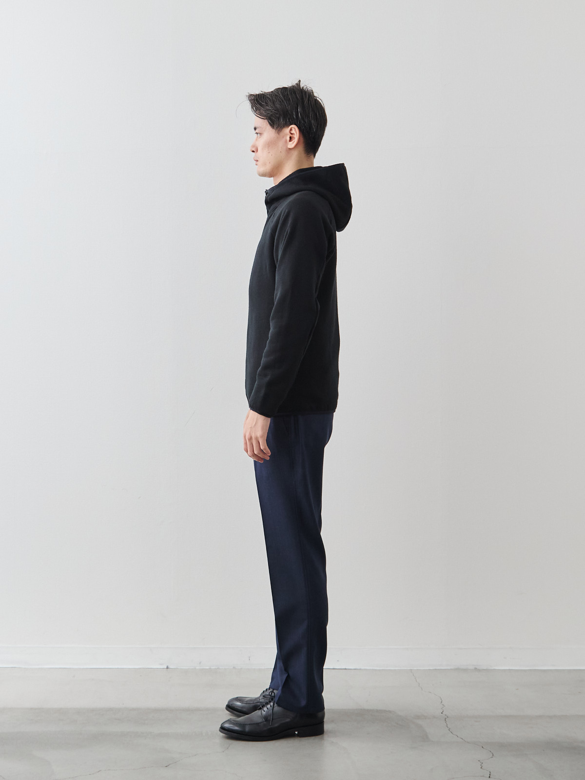 モデル 181cm 71kg サイズ L