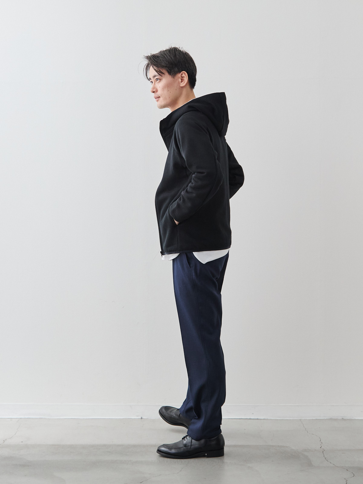 モデル 181cm 71kg サイズ L