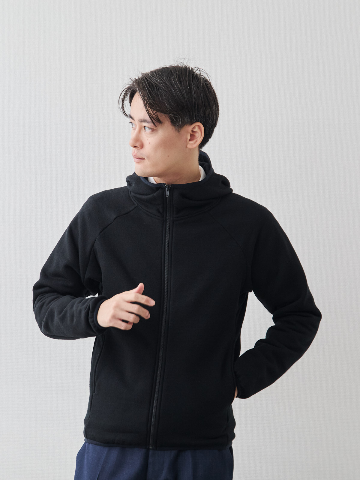 モデル 181cm 71kg サイズ L