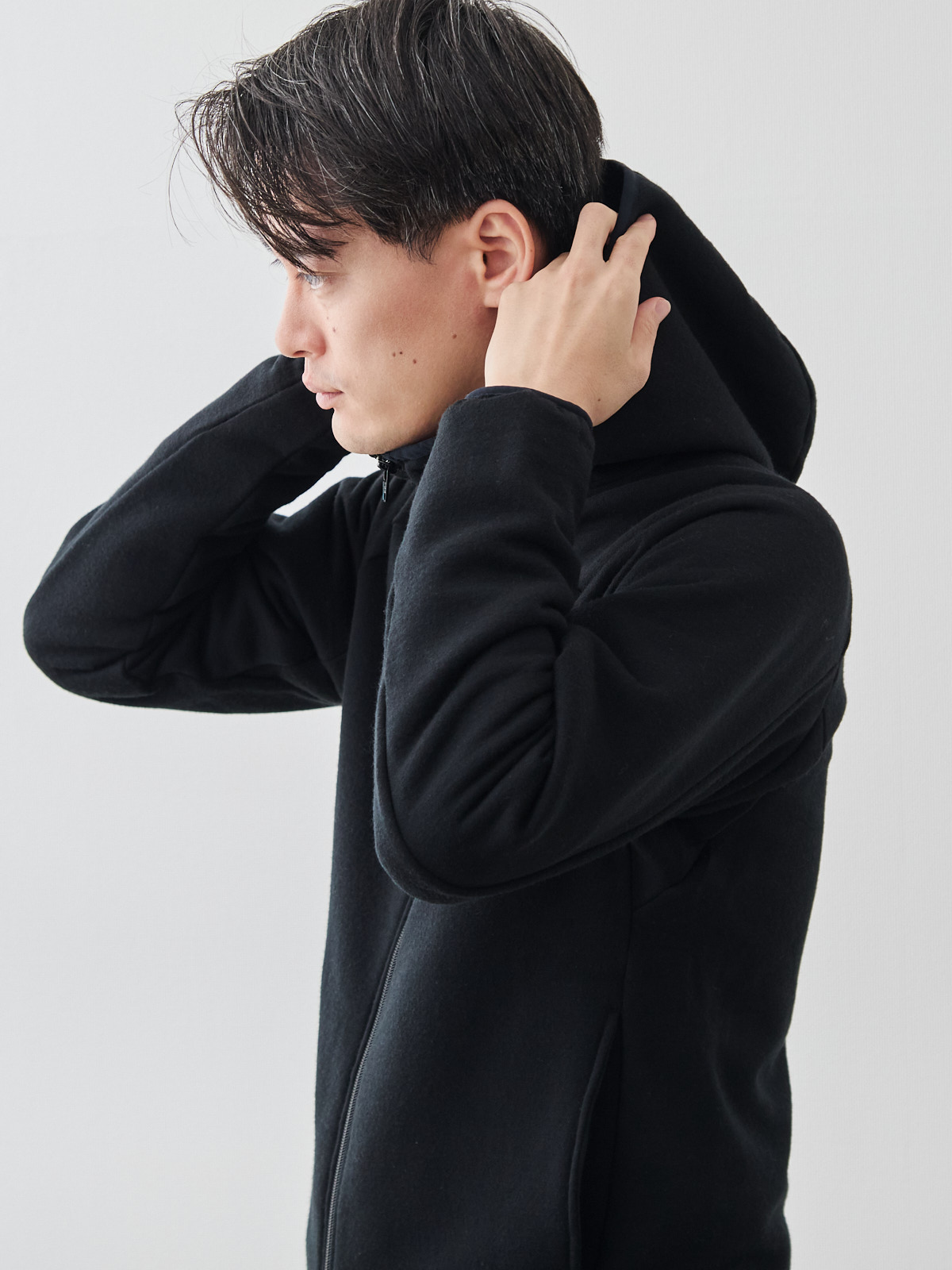 モデル 181cm 71kg サイズ L