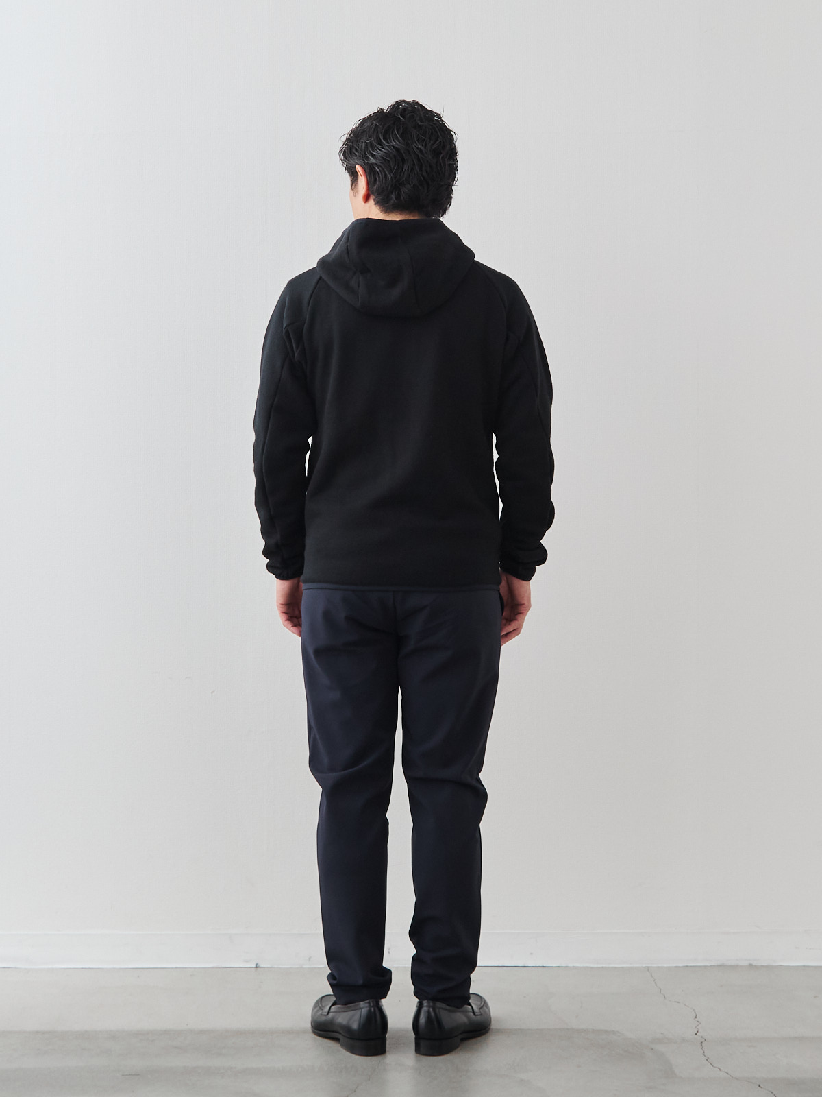 モデル 171cm 70kg サイズ L