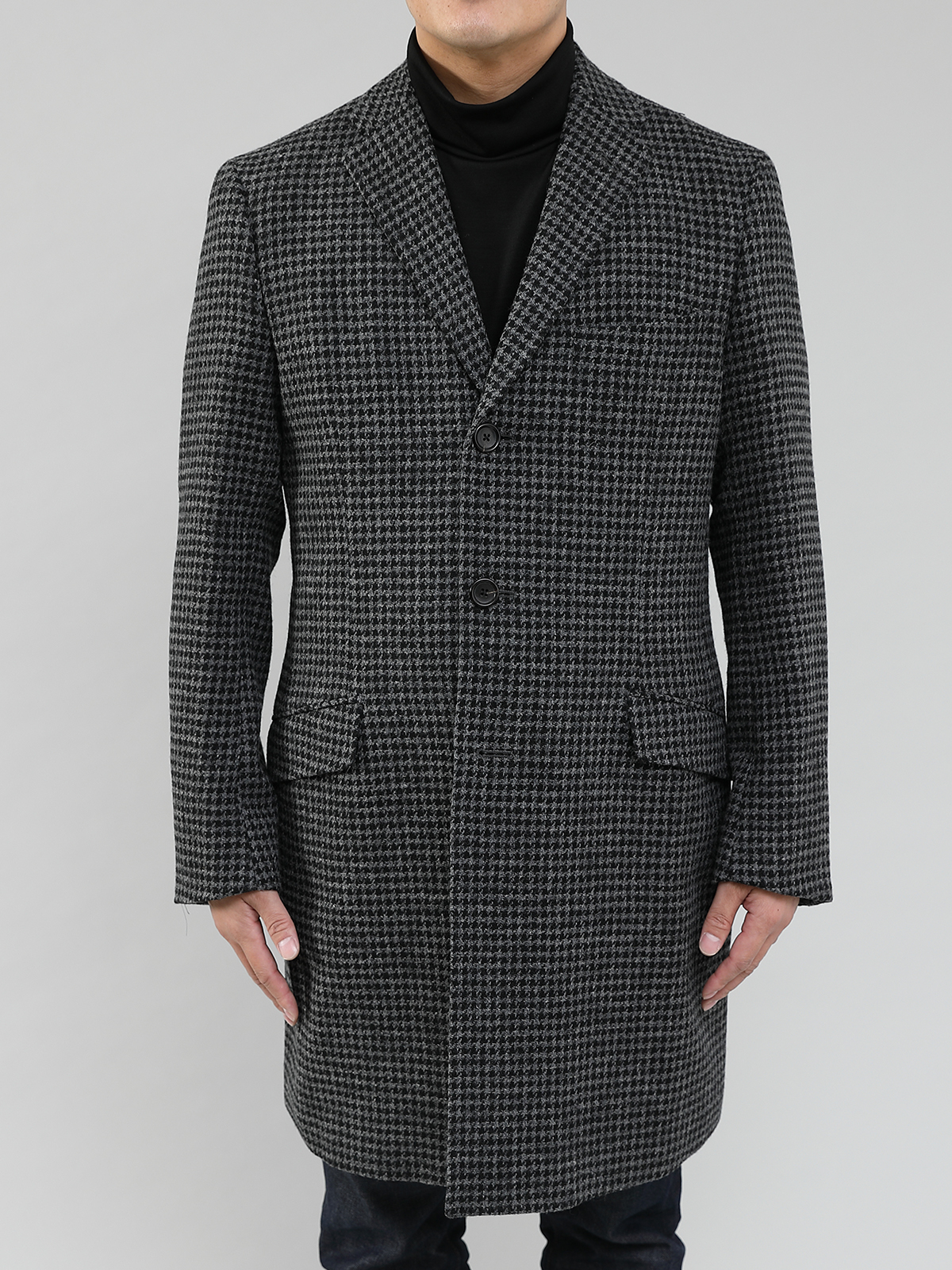 モデル 180cm 80kg サイズ 4L