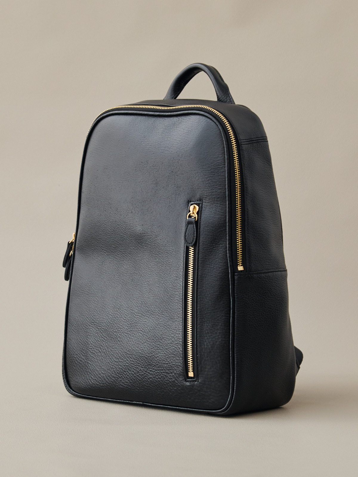 オリーブレザー・クラフトマンリュック/ブラック