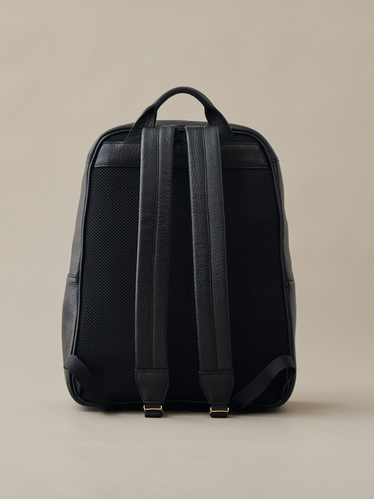 オリーブレザー・クラフトマンリュック/ブラック